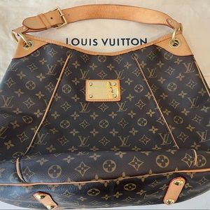 Louis Vuitton GM Galleria. Bag is in excellent condition.  Enlarge photos view.